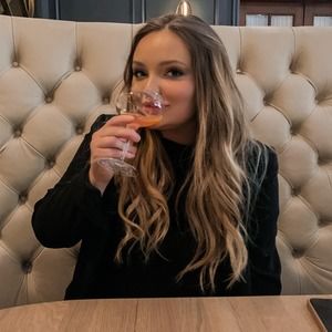 Meet your Posher, Katherine